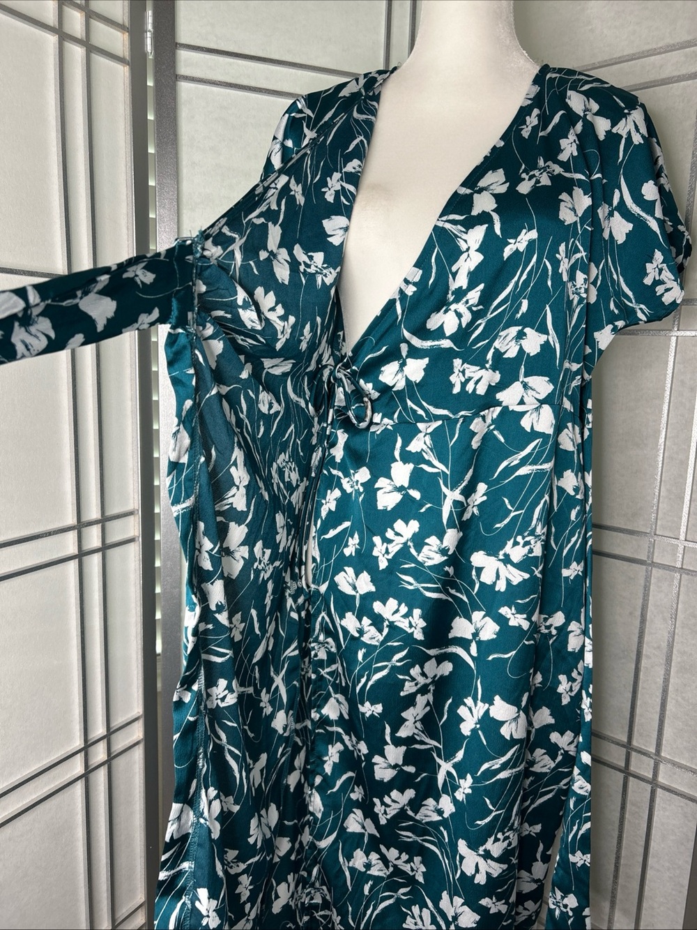 Joie de Vivre Women’s Floral Print Wrap Dress Size XL teal White Short Sleeve - Picture 4 of 13